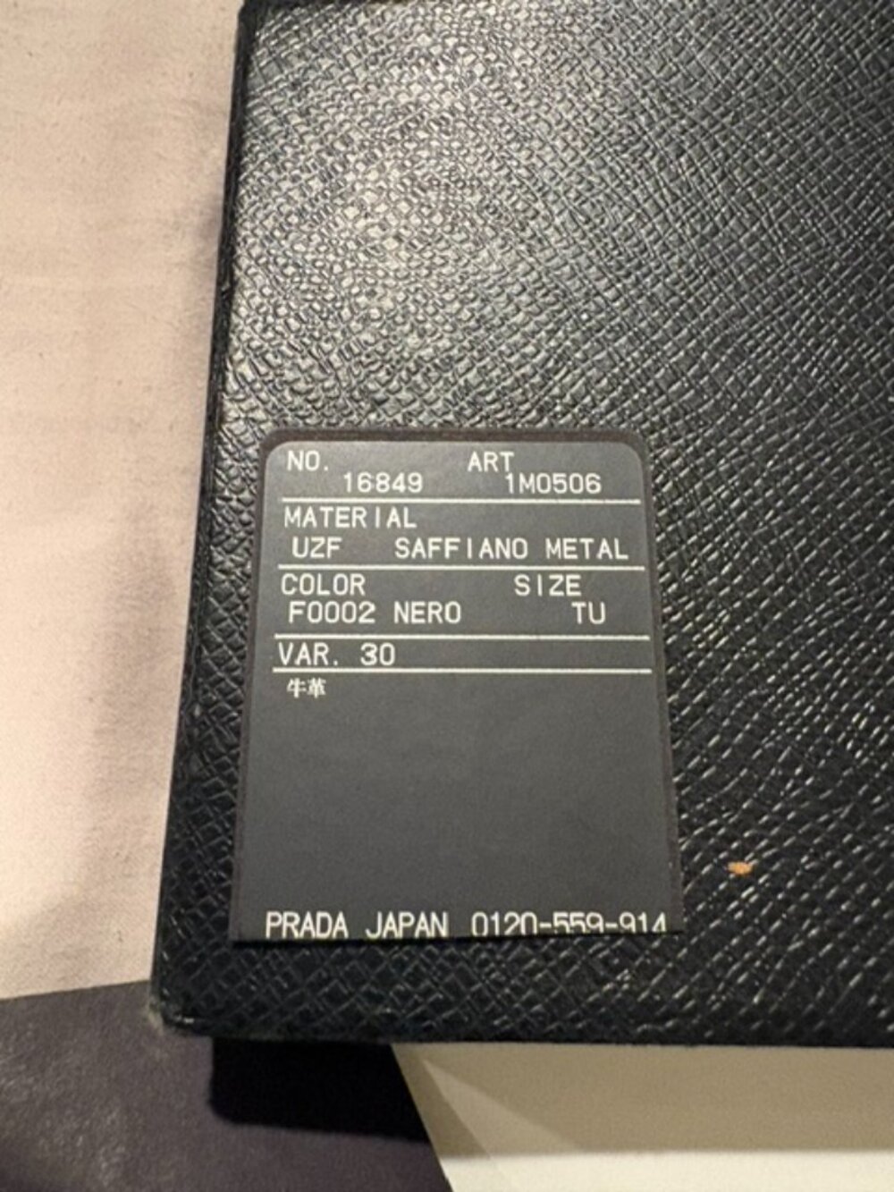 PRADA Saffiano leather zippy wallet - Picture 9 of 11